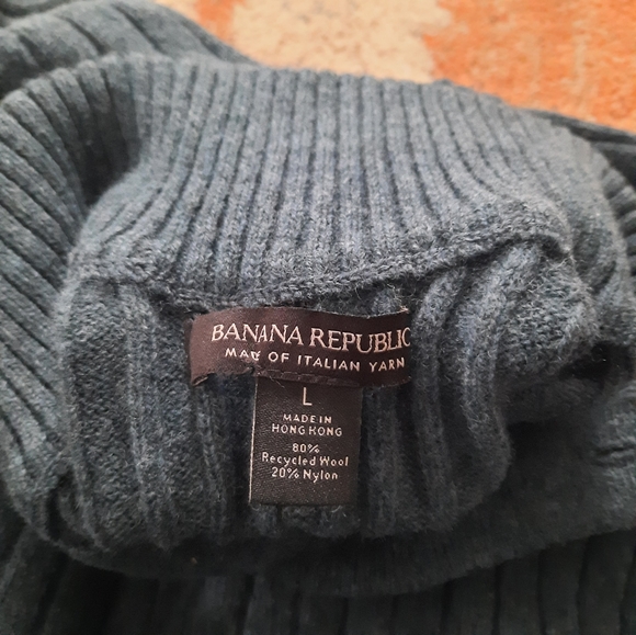 Banana Republic wool blend sweater - Picture 5 of 8